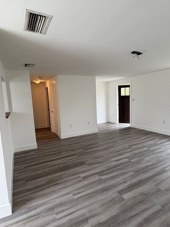 362 Reading St Nw - Photo 5 of 33