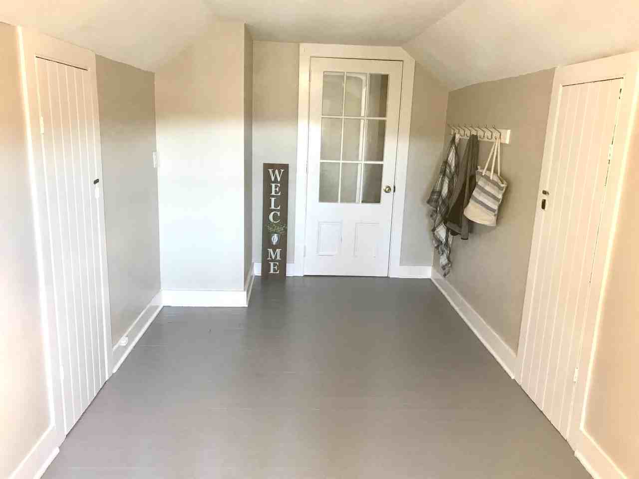 17-19 Davis Avenue - Photo 2 of 11