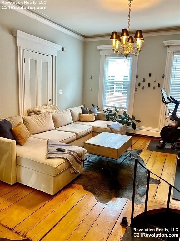 98 Baldwin St #1-1 - Photo 2 of 9