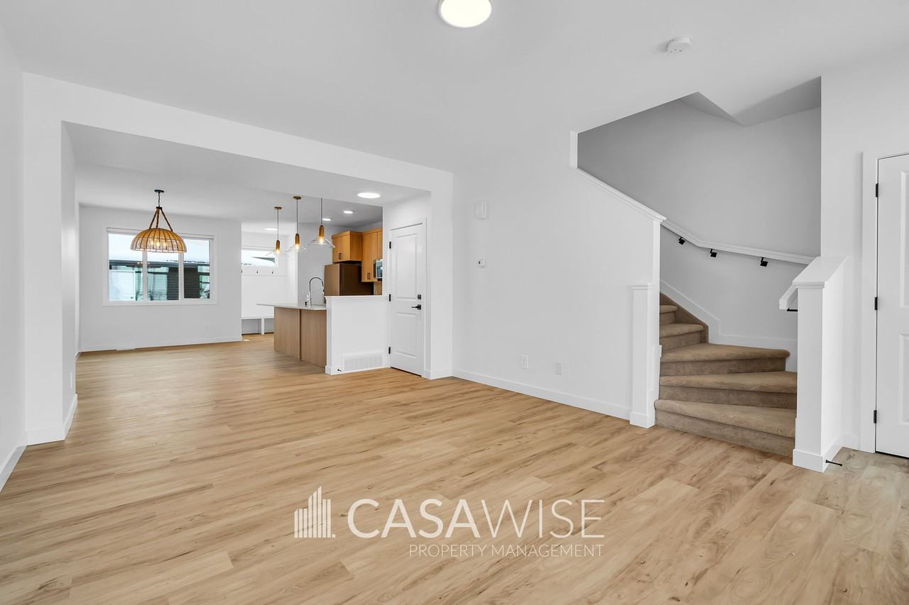 197 Kinglet Blvd Nw #MAIN - Photo 7 of 26