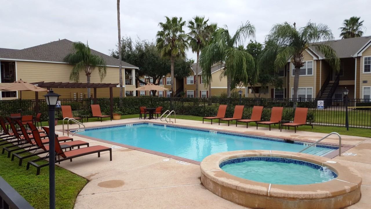 Cornerstone Apartment Homes - Photo 7 of 50