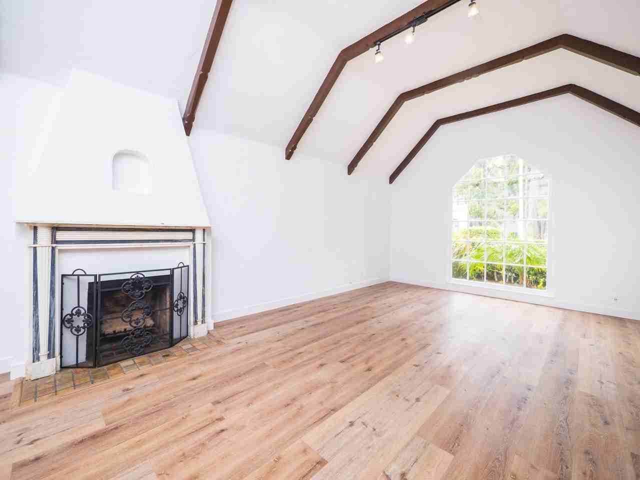 536 N Croft Ave - Photo 6 of 35