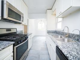 featured image of 536 N Croft Ave