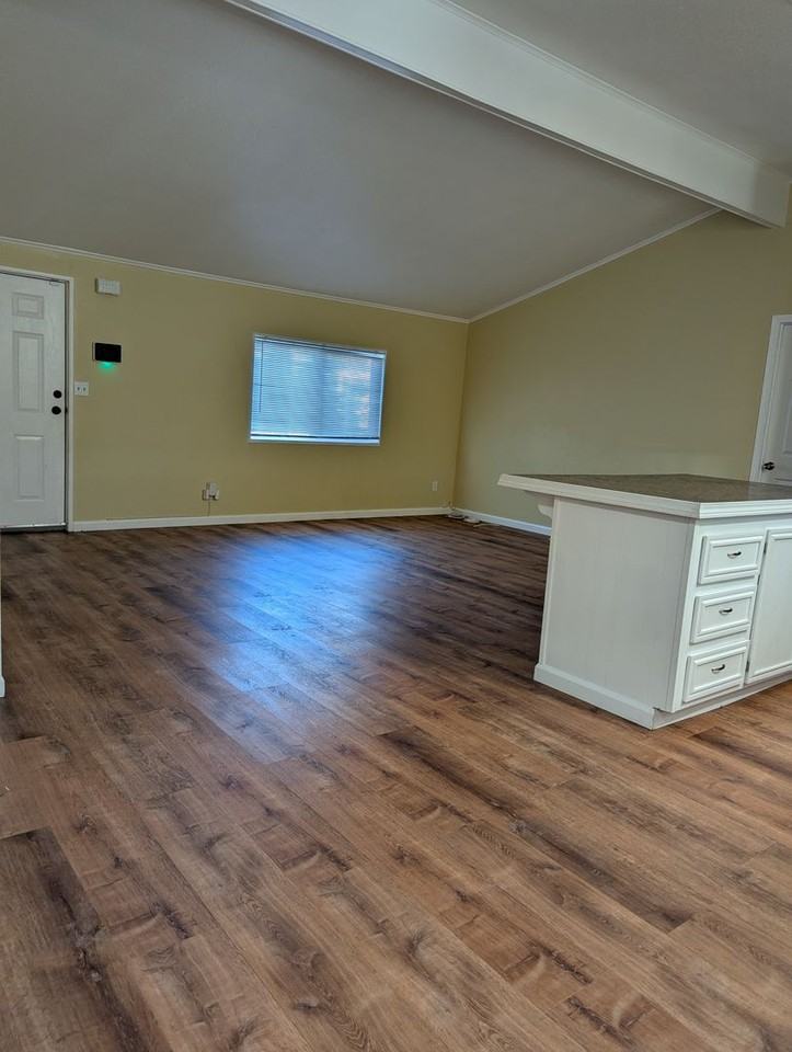 21811 69th St - Photo 7 of 18