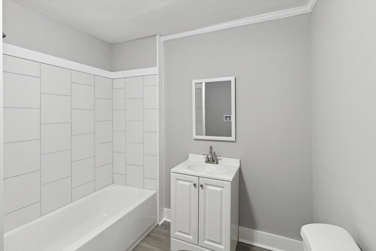 1224 East Bolton Street - Photo 4 of 18