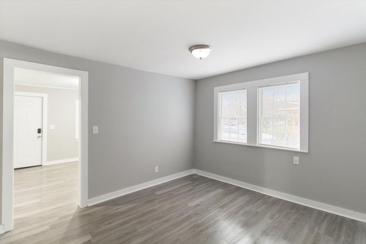 1224 East Bolton Street - Photo 6 of 18