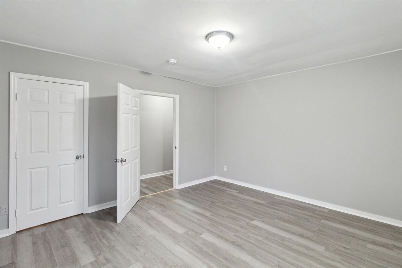 1224 East Bolton Street - Photo 7 of 18