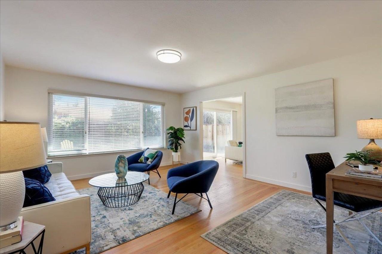 4794 Castlewood Dr - Photo 6 of 36