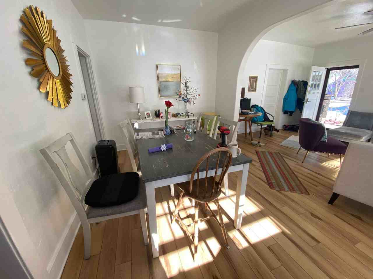 1019 Bennett Ave - Photo 3 of 13