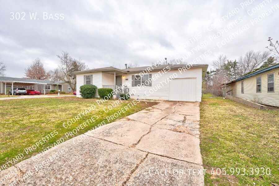 302 W Bass Ave - Photo 5 of 35