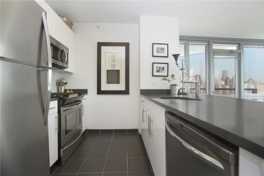 4615 Center Blvd, New York, Ny 11109 - Studio Apartment For Rent 