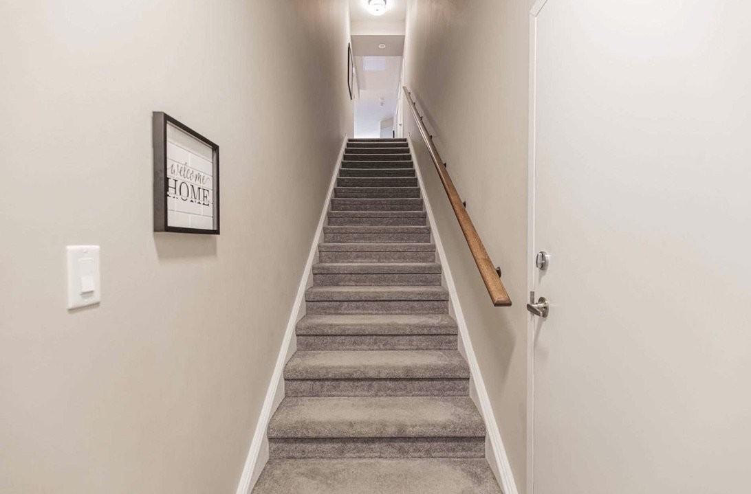 1430 Gord Vinson Ave - Photo 2 of 12