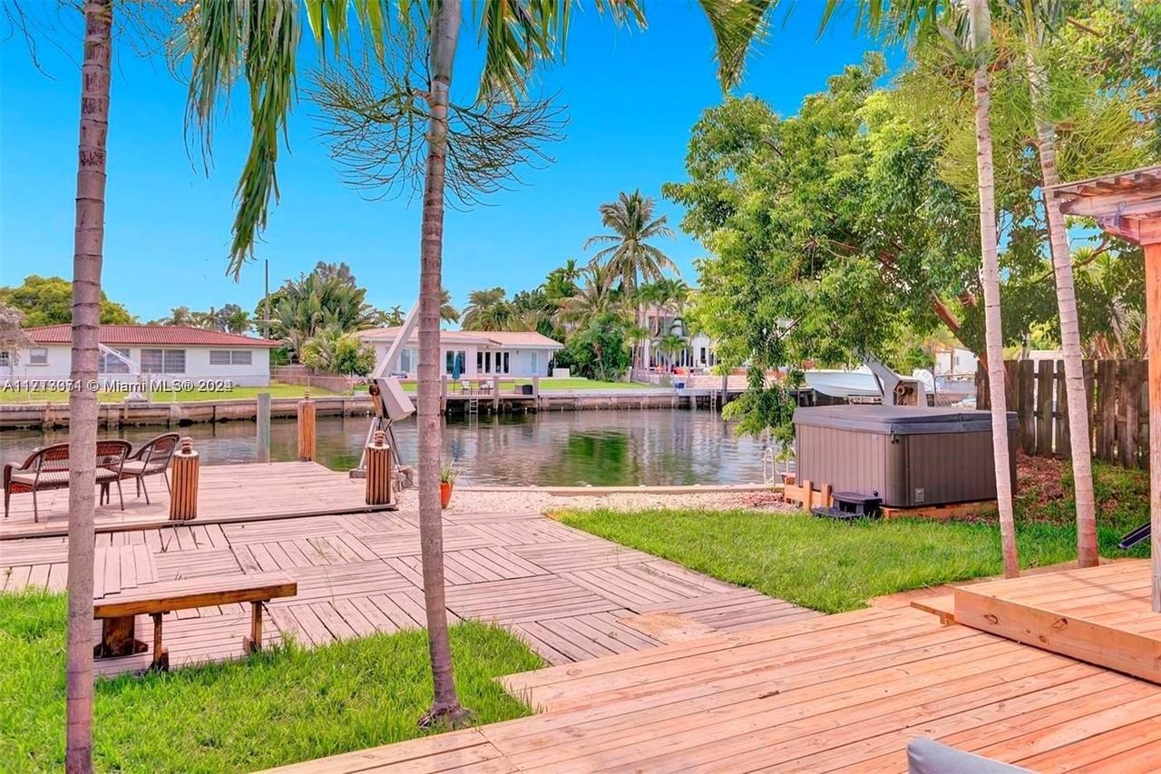 1850 Ne 118th Rd - Photo 7 of 22