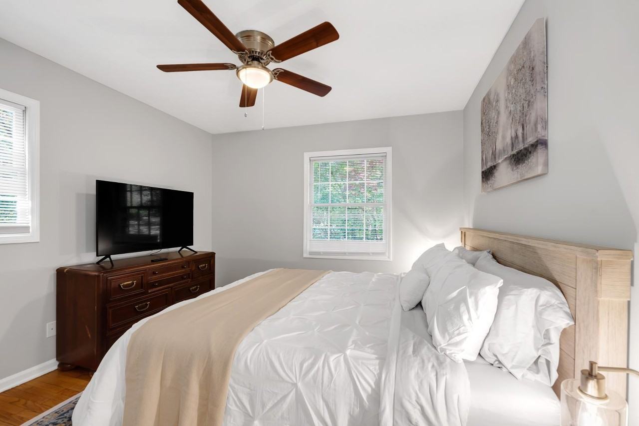 23 Springwood Dr - Photo 7 of 29