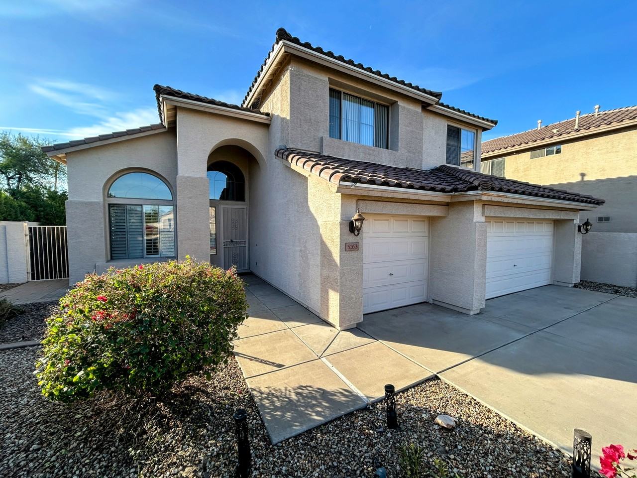 5163 W Village Dr - Photo 4 of 50