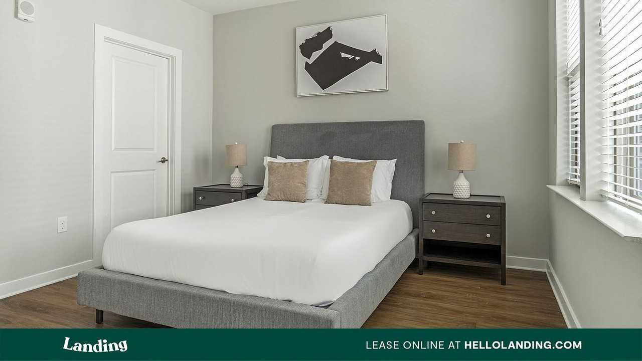 545 Foster Street - Photo 6 of 50