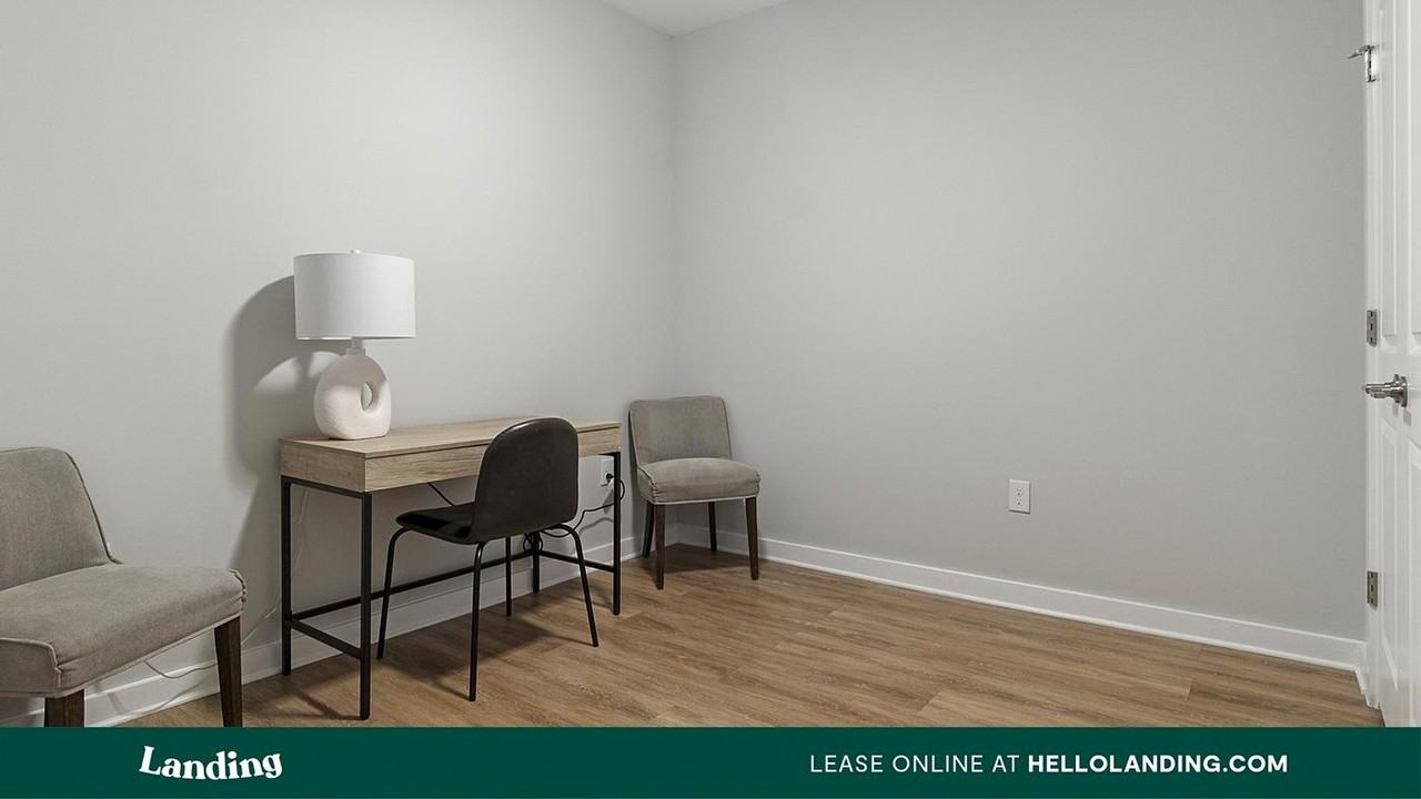 545 Foster Street - Photo 7 of 50