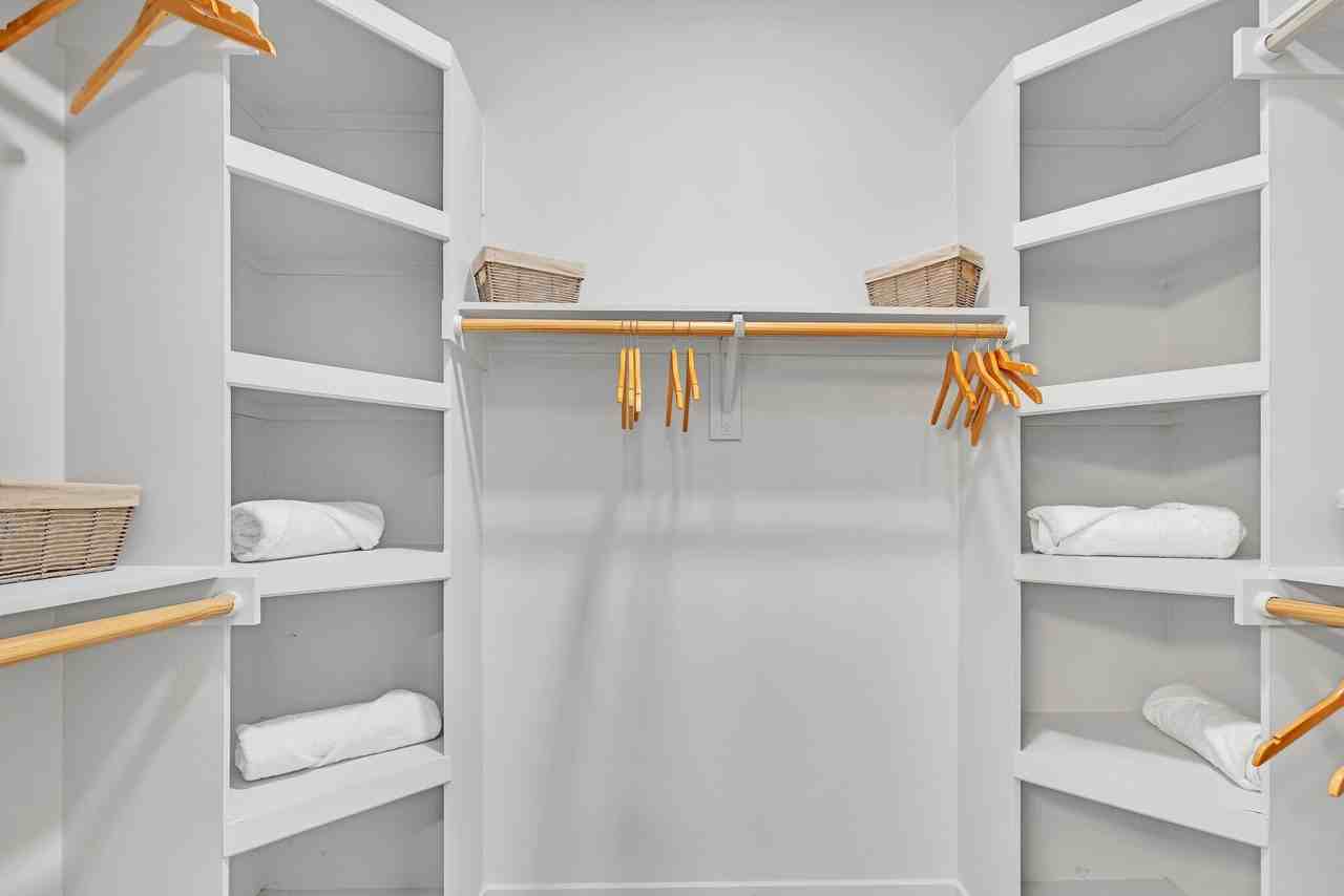 2628 Live Oak St #S6-6 - Photo 4 of 37