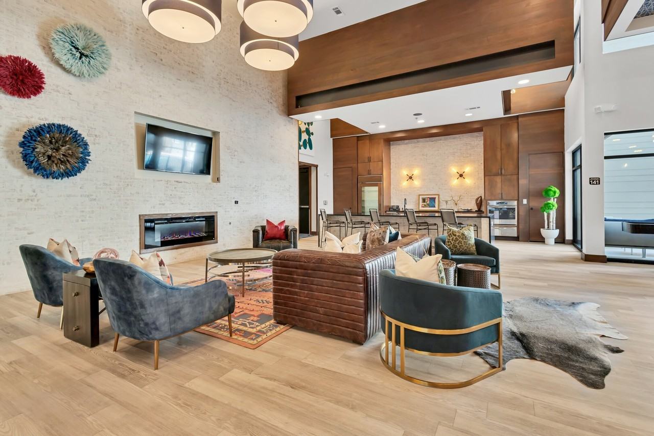 2628 Live Oak St #S6-6 - Photo 5 of 37