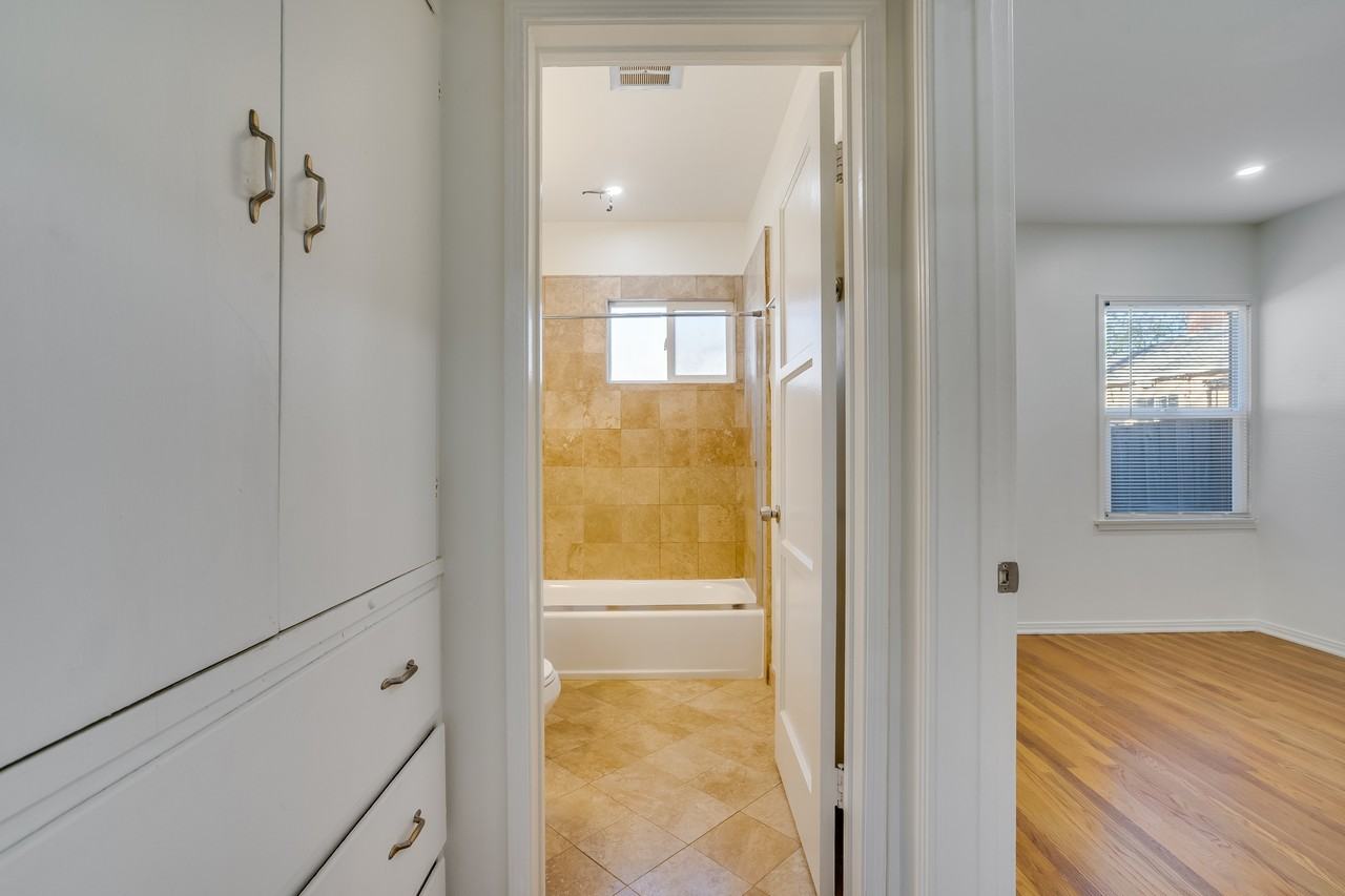 NEWLY RENOVATED WITH MODERN AMENITIES. - Photo 6 of 14