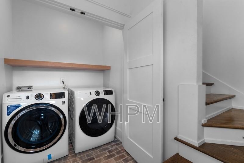 1005 Paris Ave - Photo 2 of 32