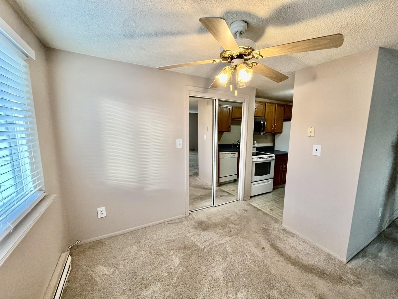 6301 Robinson Road - Photo 4 of 29