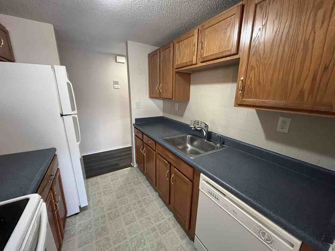 6301 Robinson Road - Photo 5 of 29