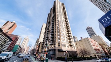 featured image of 303 E 83rd St