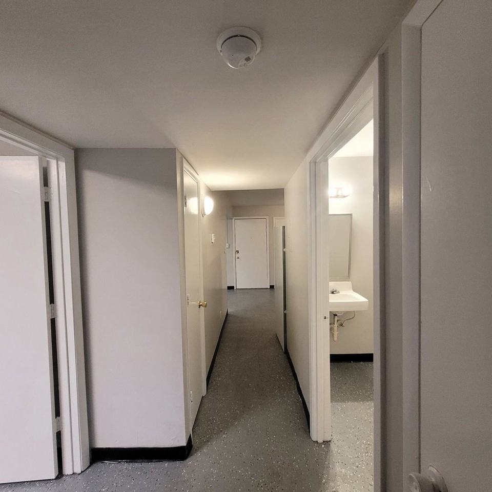 Westview Apartments - Photo 4 of 21