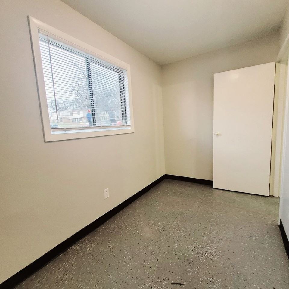 Westview Apartments - Photo 7 of 21