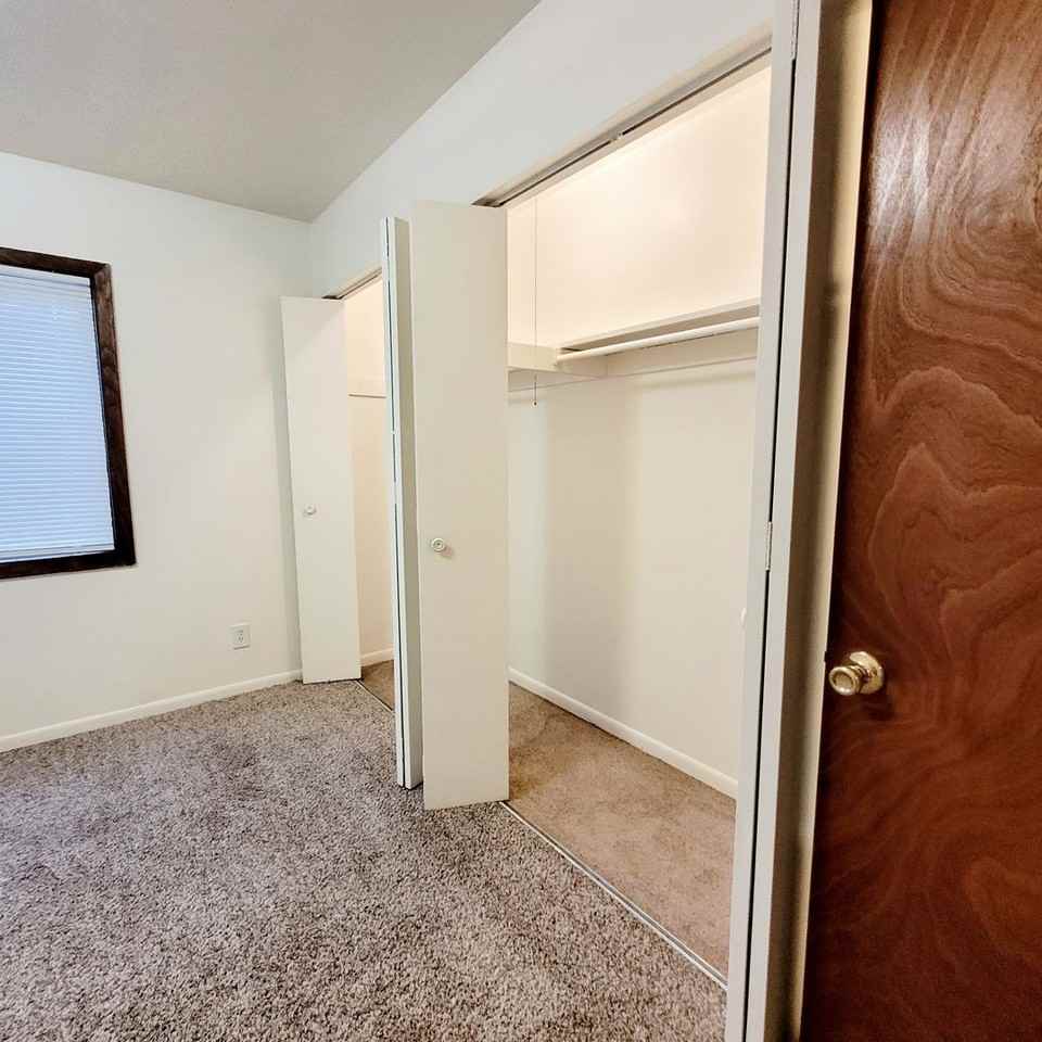 Westview Apartments - Photo 4 of 22