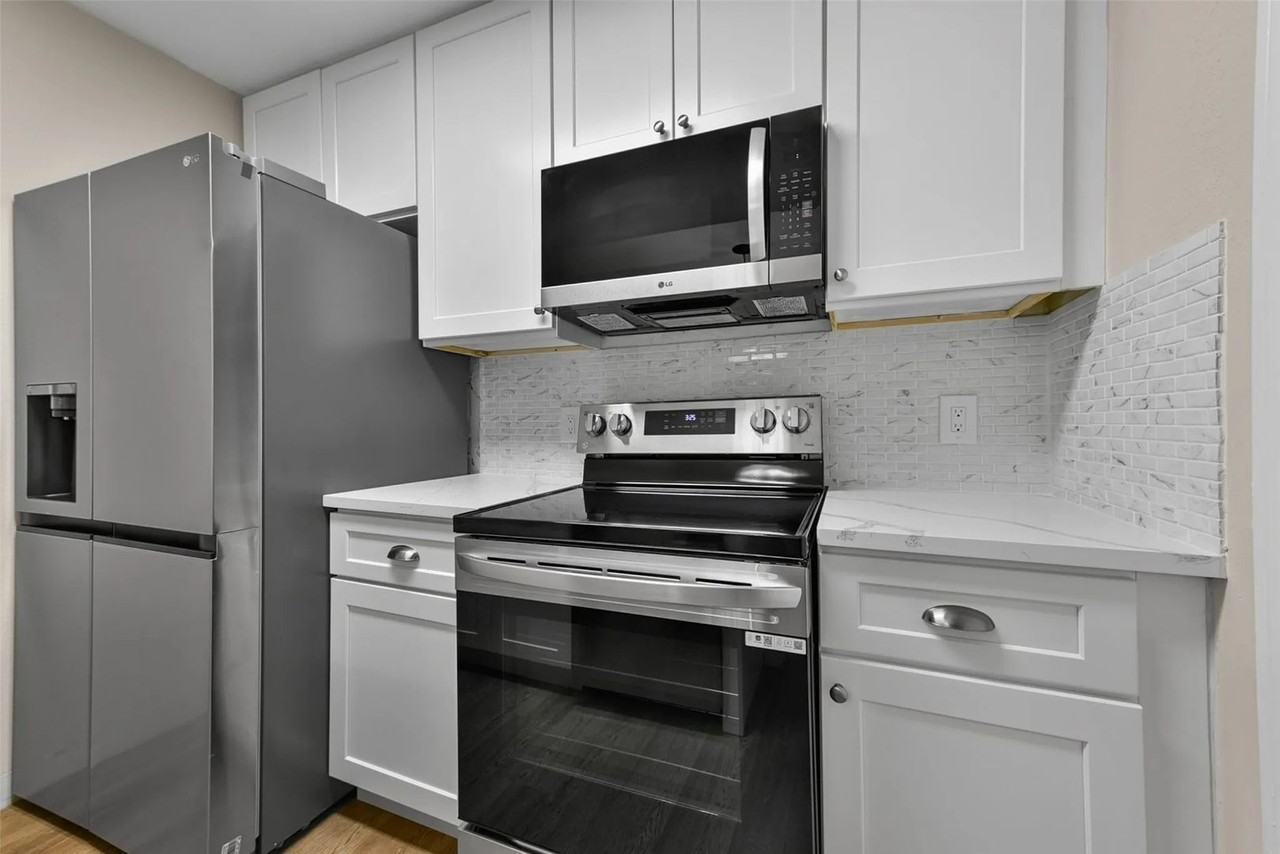 11711 Memorial Dr #386 - Photo 2 of 10