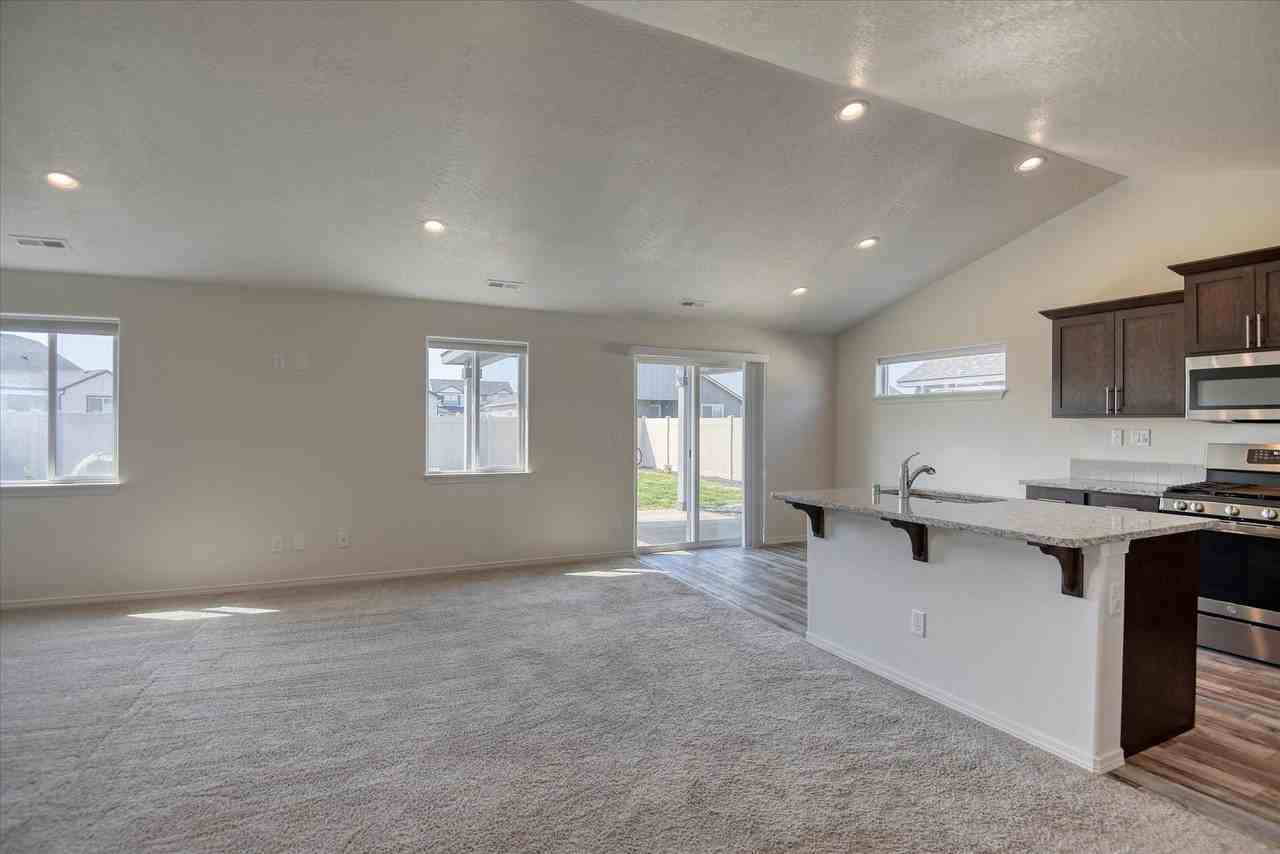 8115 W 57th Ave - Photo 3 of 25