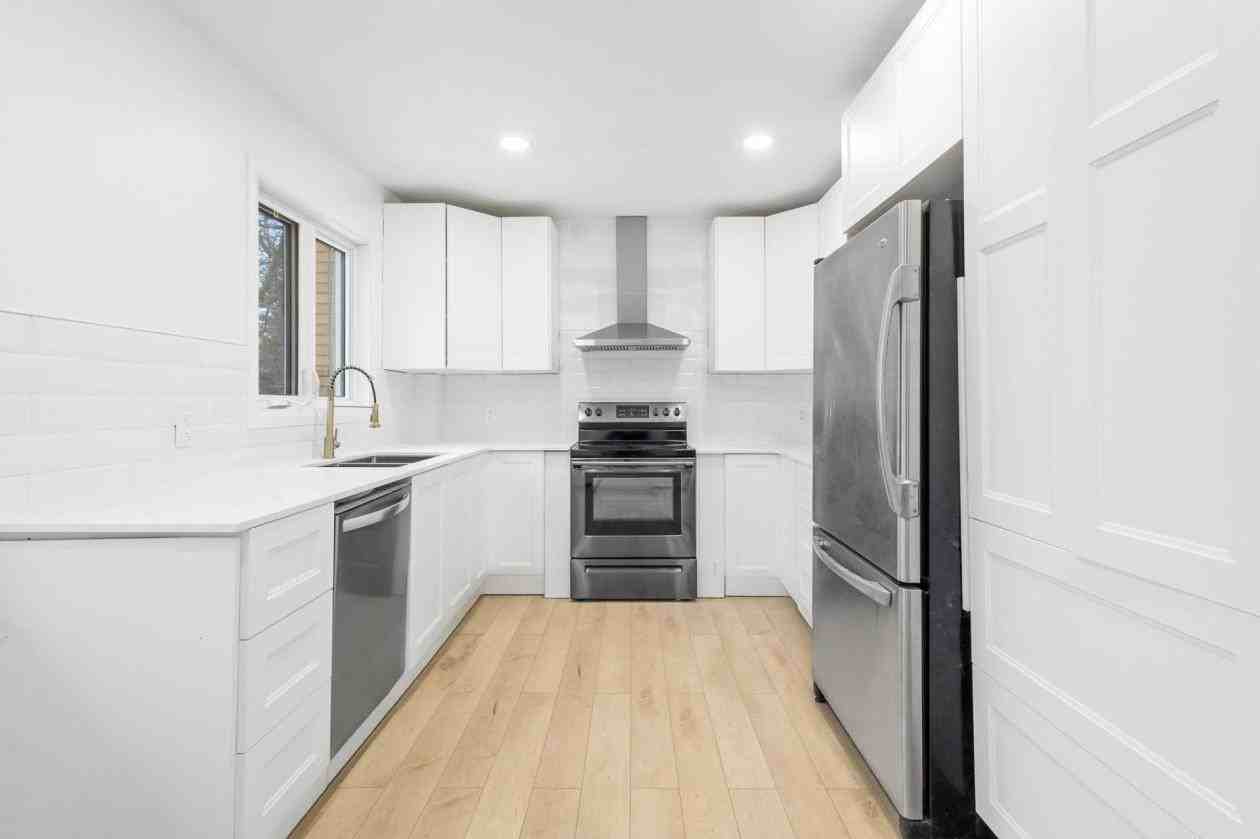 7031 Chemin Guelph - Photo 2 of 21