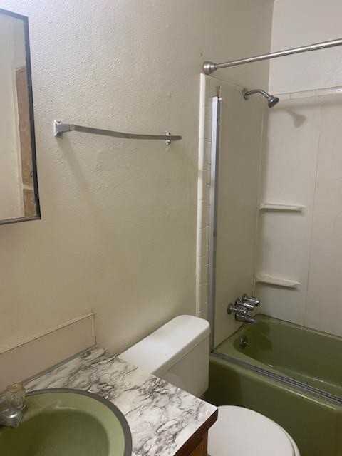 1024 W 15th St #A - Photo 3 of 4