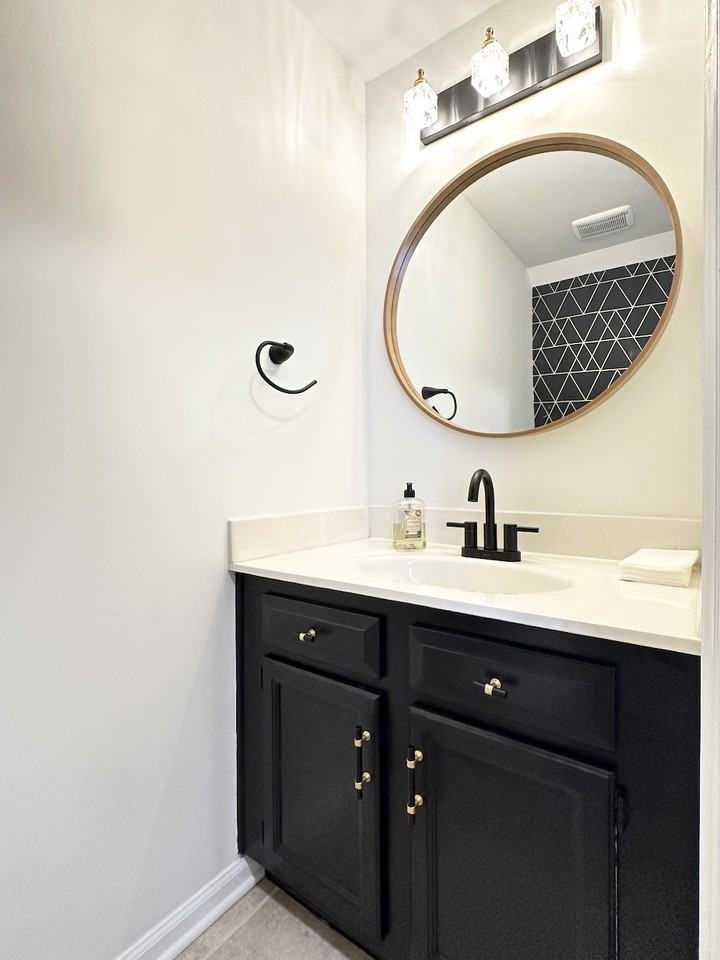 4074 N Course Dr - Photo 4 of 31