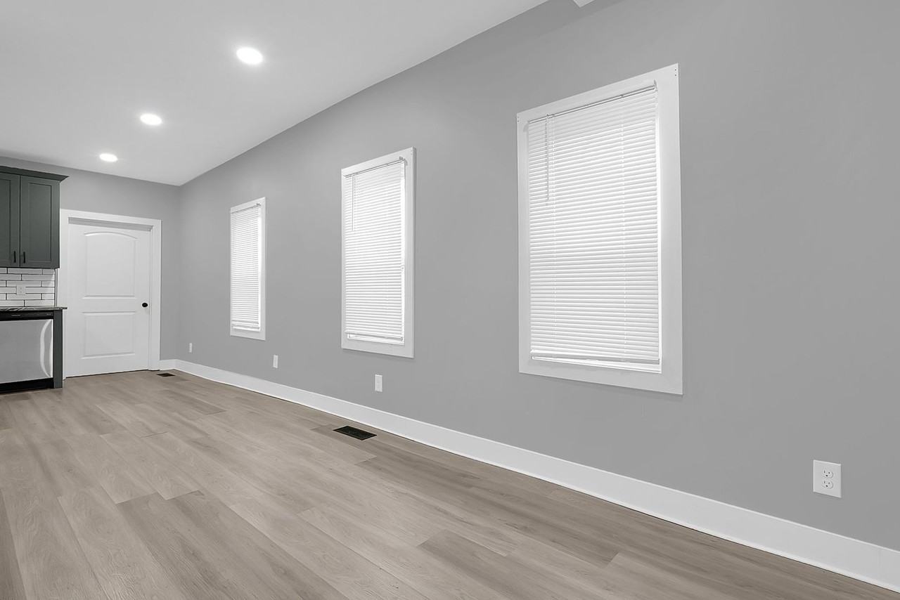 798 Miller Ave - Photo 7 of 25