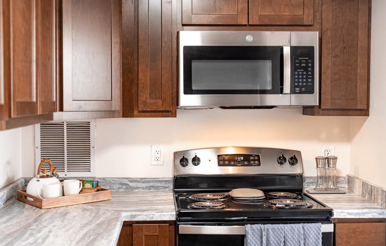 PARK TOWER - Photo 7 of 21