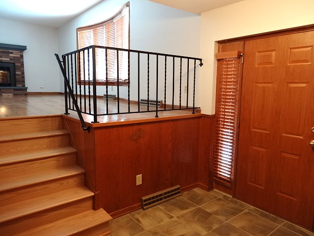 1271 Gorman Ave - Photo 2 of 12