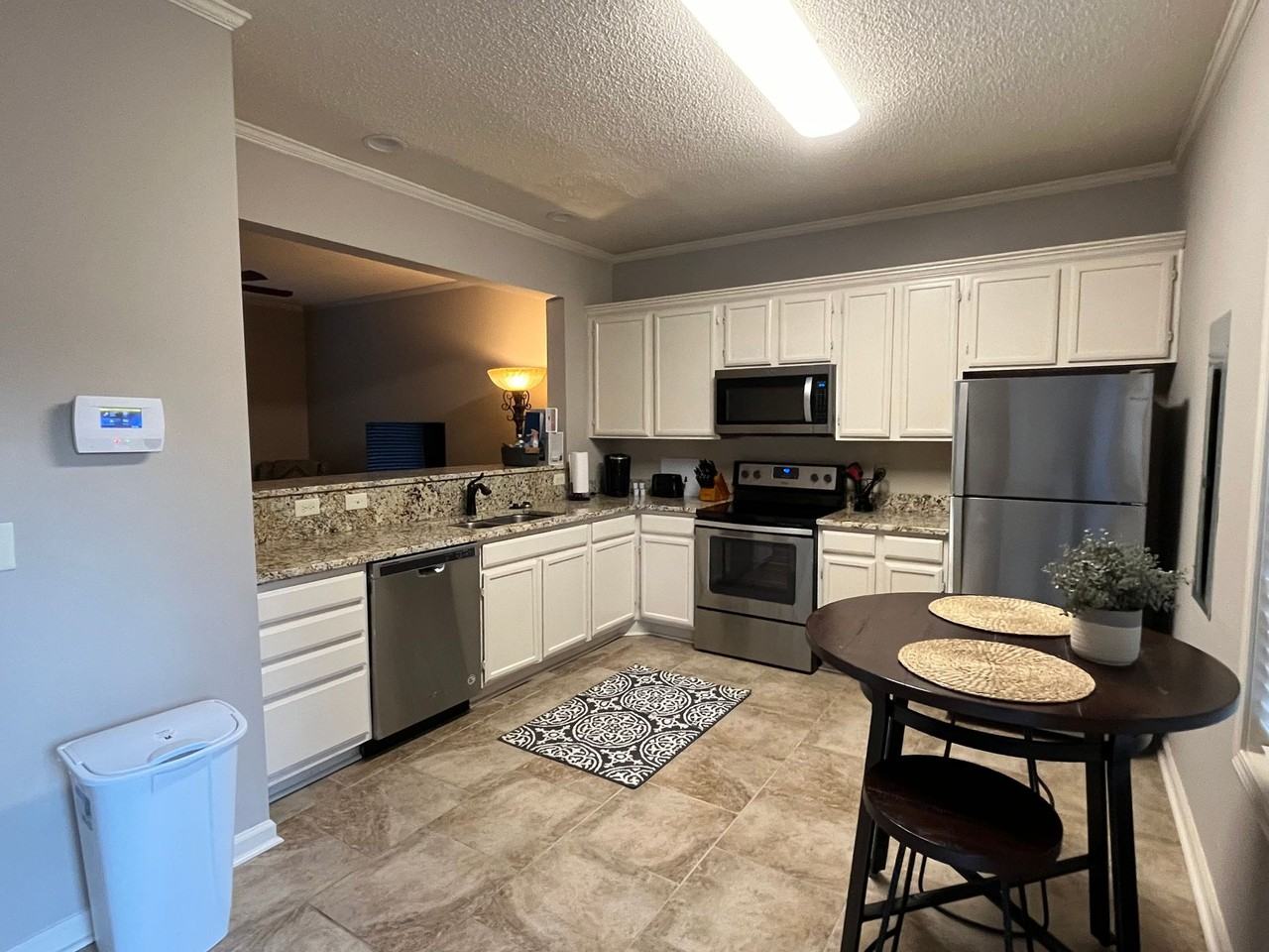 Chandler Townhouses - Photo 3 of 20