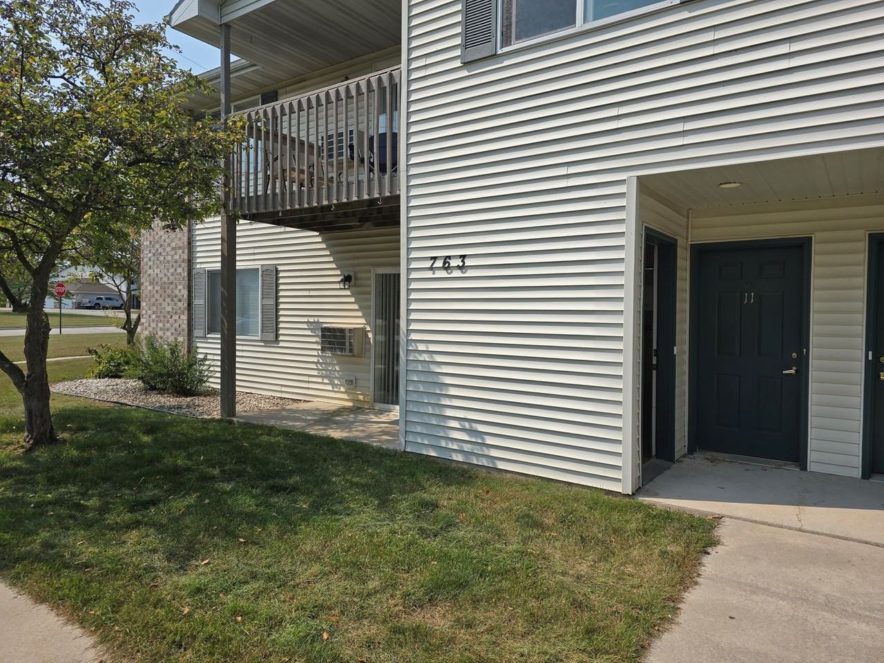 South River Village - Photo 5 of 50