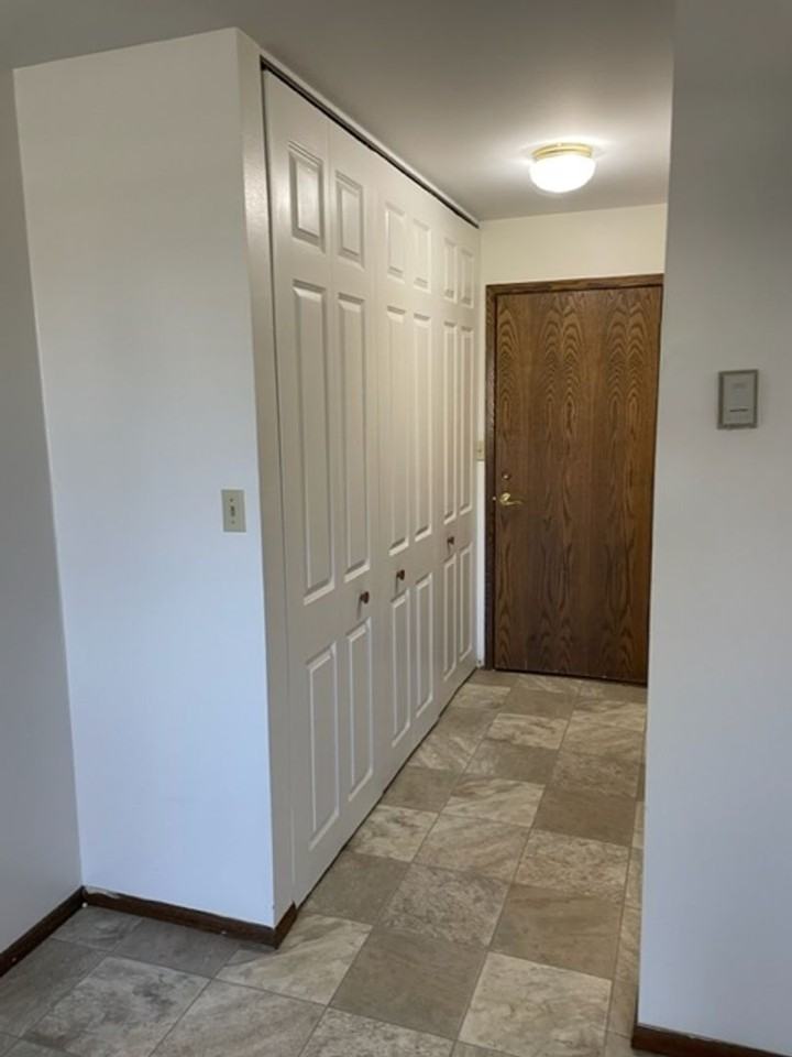 August Management presents the Imperial House - Photo 2 of 50