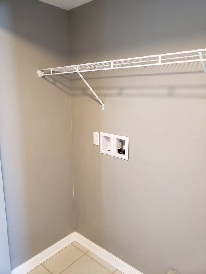 407 Viola Ave - Photo 7 of 18