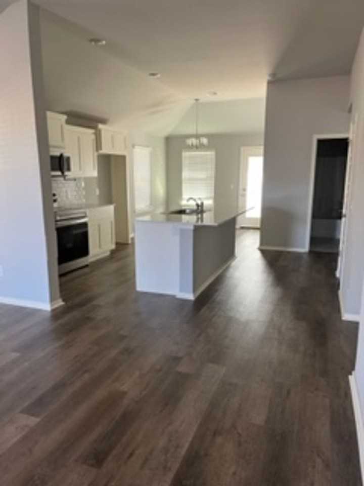 4612 Emerald Knoll Rd - Photo 4 of 15