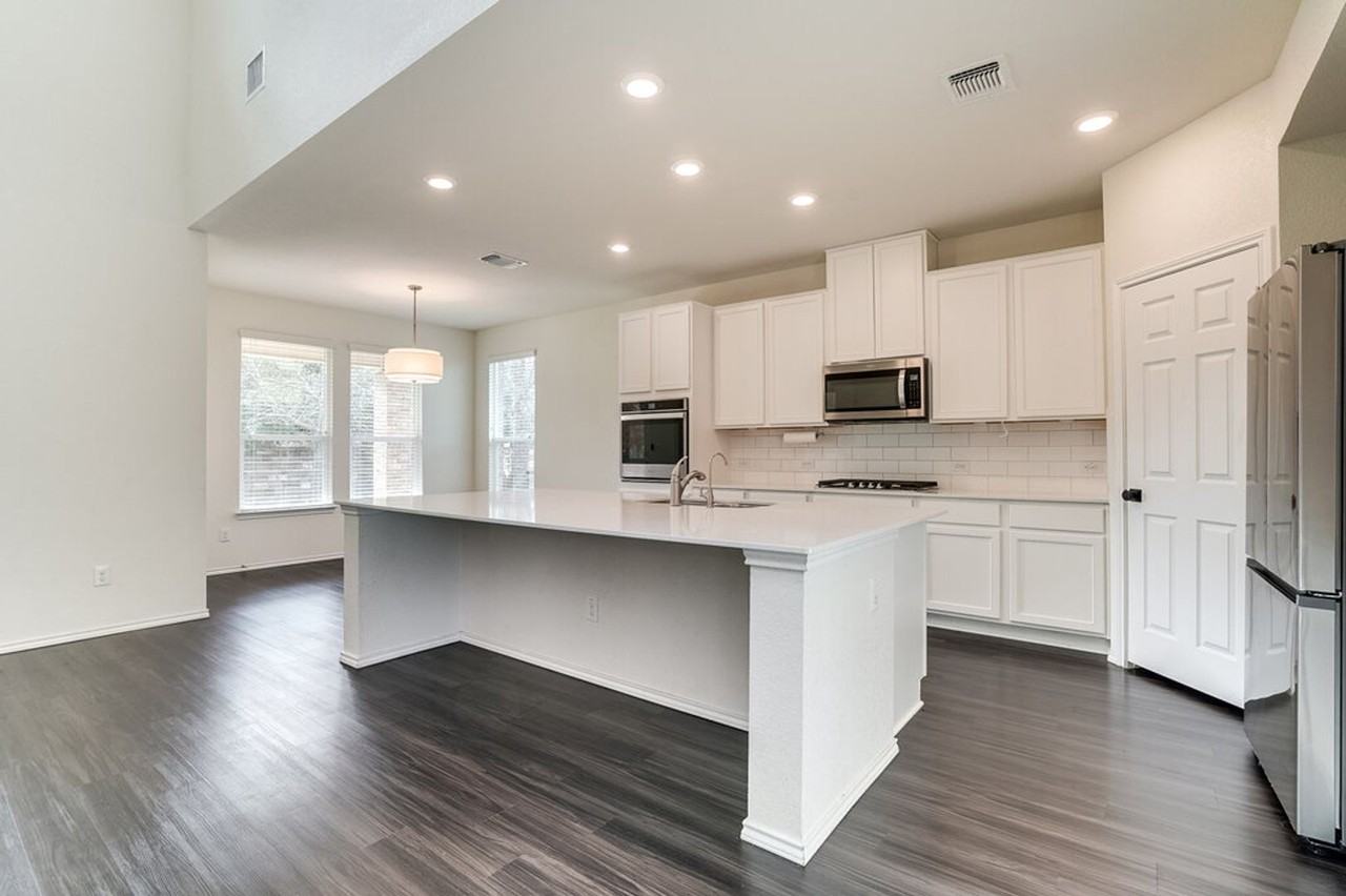 624 Kolbo Dr - Photo 3 of 20