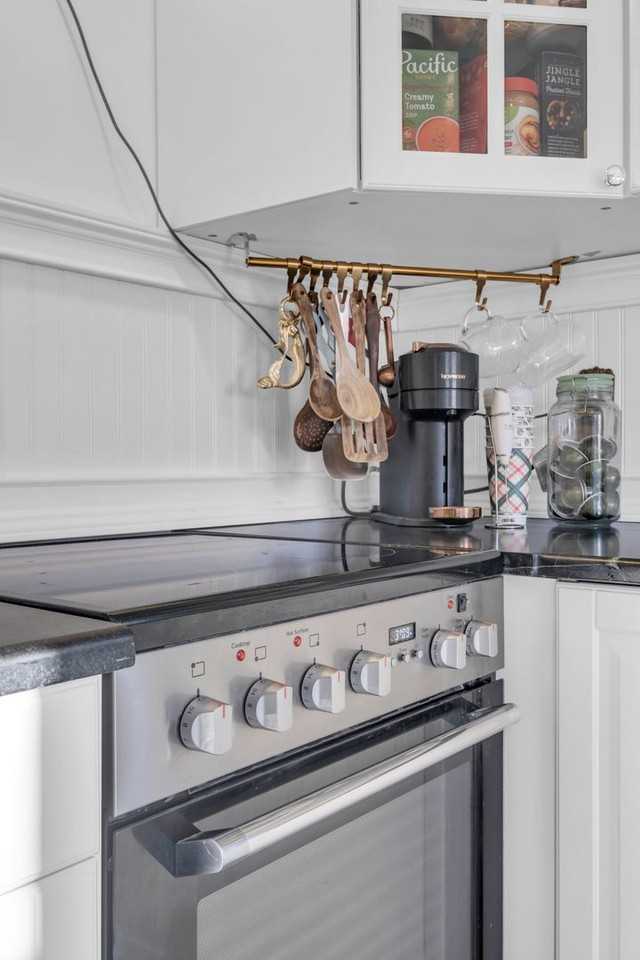 1203 Kermit Dr - Photo 7 of 29