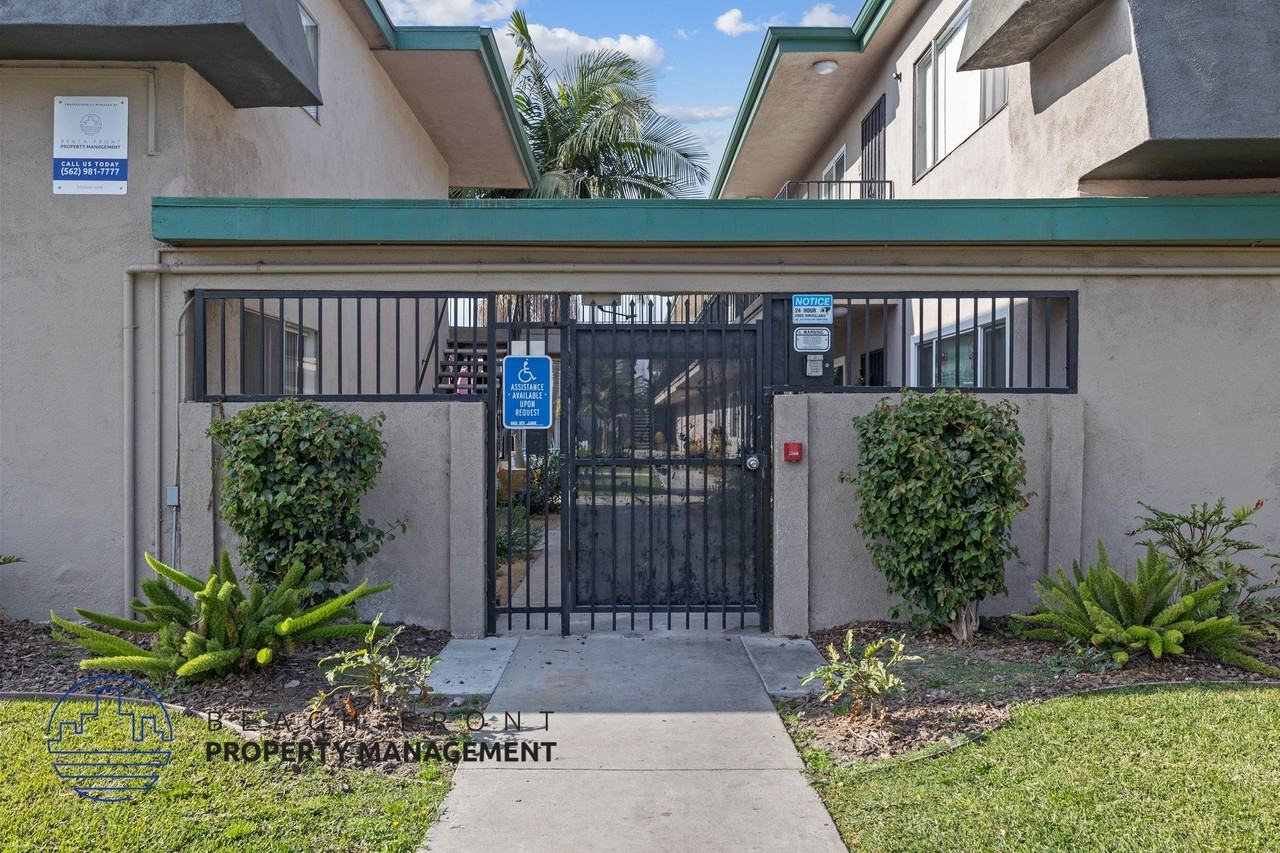 12417 Benedict Ave. - Photo 3 of 31