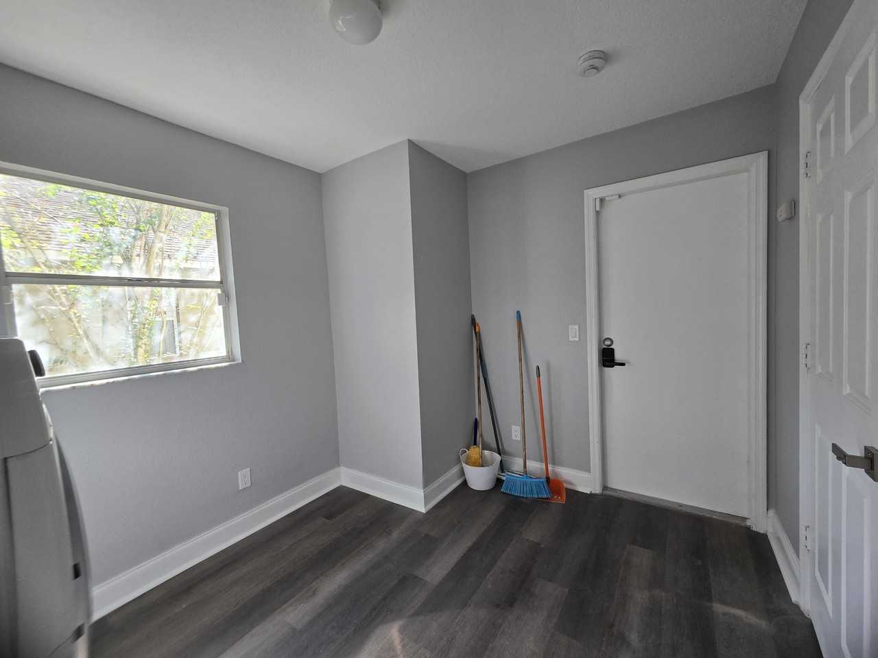 Neponset Ave - Photo 4 of 15