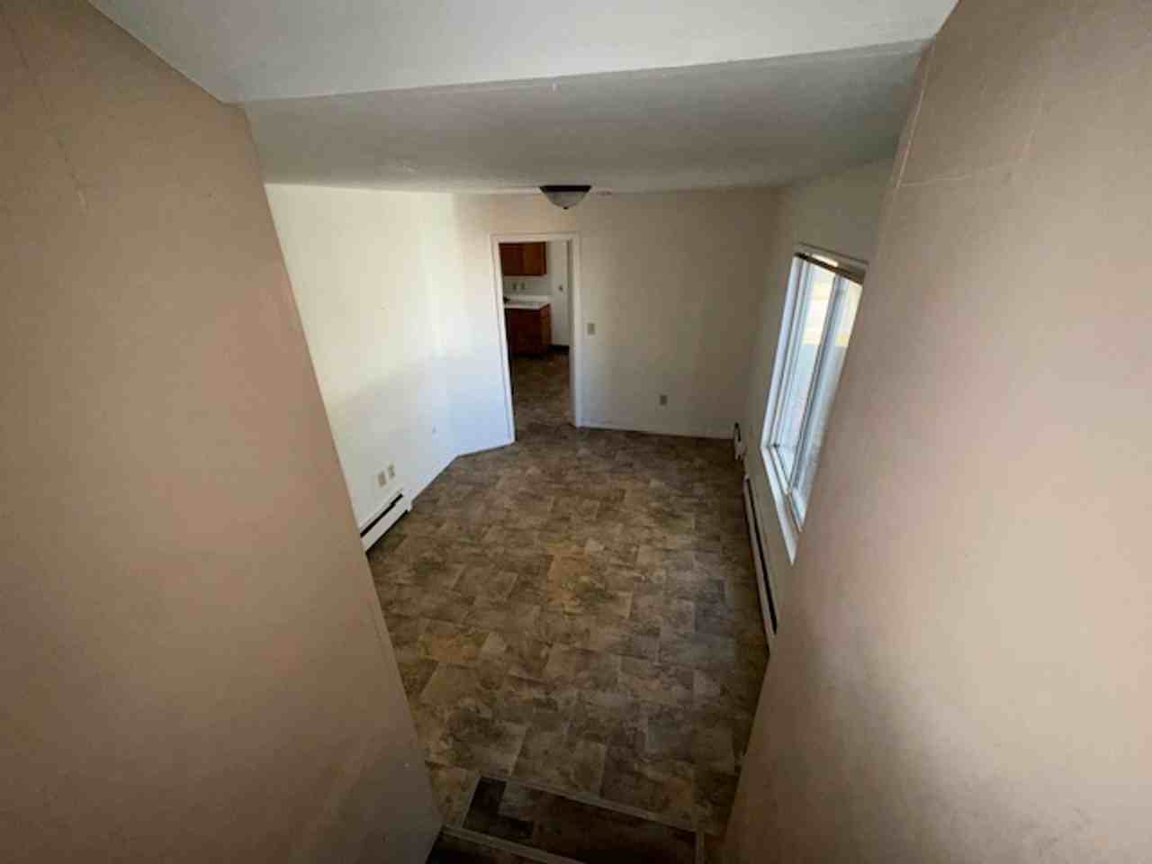 410-485 20th St SE - Photo 2 of 5