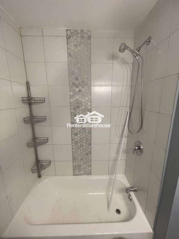 2522 Barclay St - Photo 2 of 12